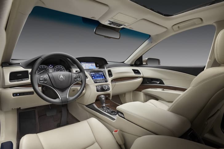 2013 Acura RLX saloon photo gallery